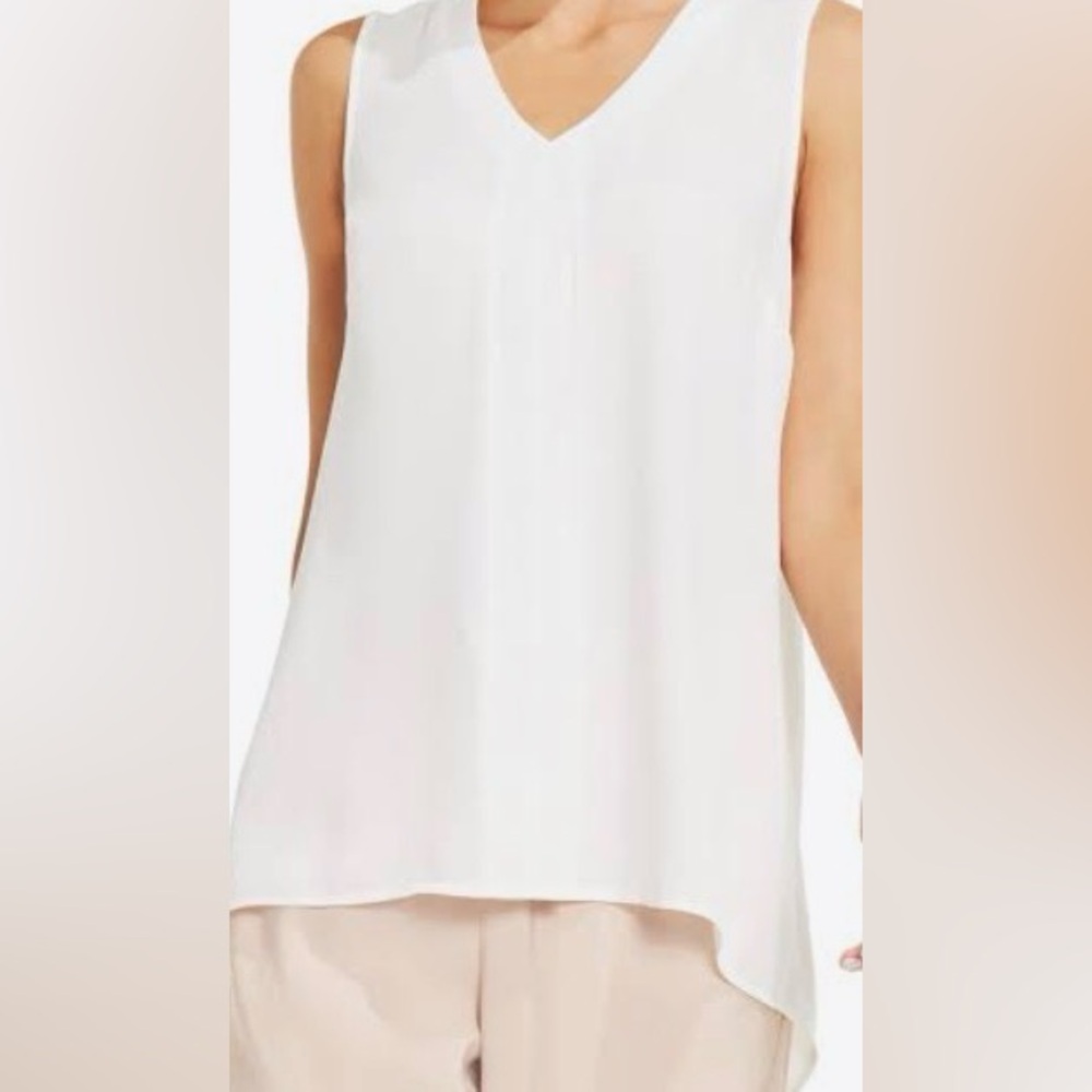 ALFANI size MEDIUM WHITE V-Neck Sleeveless, High/Low Tank